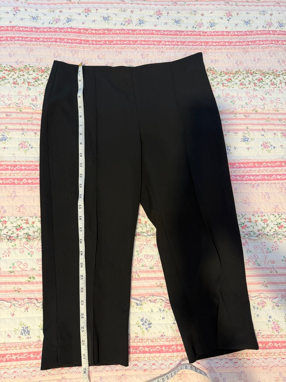 Abercrombie & Fitch Black Capri Pants - Picture 8 of 8